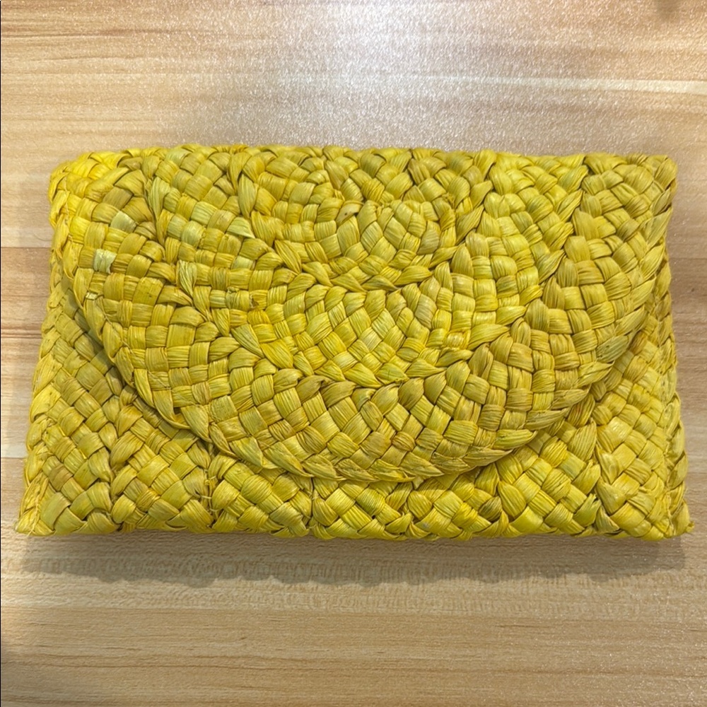 Yellow Mosaic Lightweight Clutch with Swirling Design